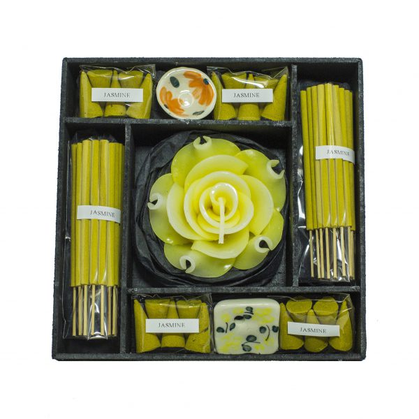 Jasmine scented candle