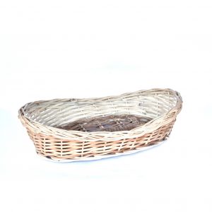Boat shaped fruit basket