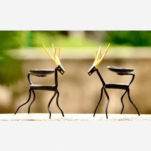 Metallic Deer showpiece